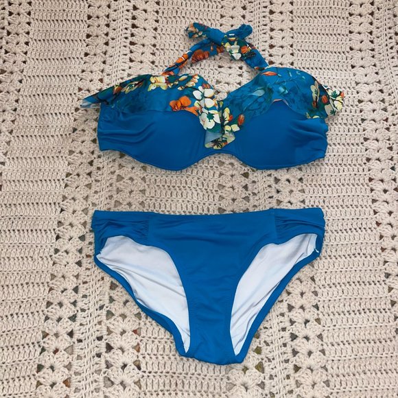 Lands End Blue Molded Cup Halter Bikini Top w/Tropical Floral Ruffle Size 14 D - Picture 8 of 8